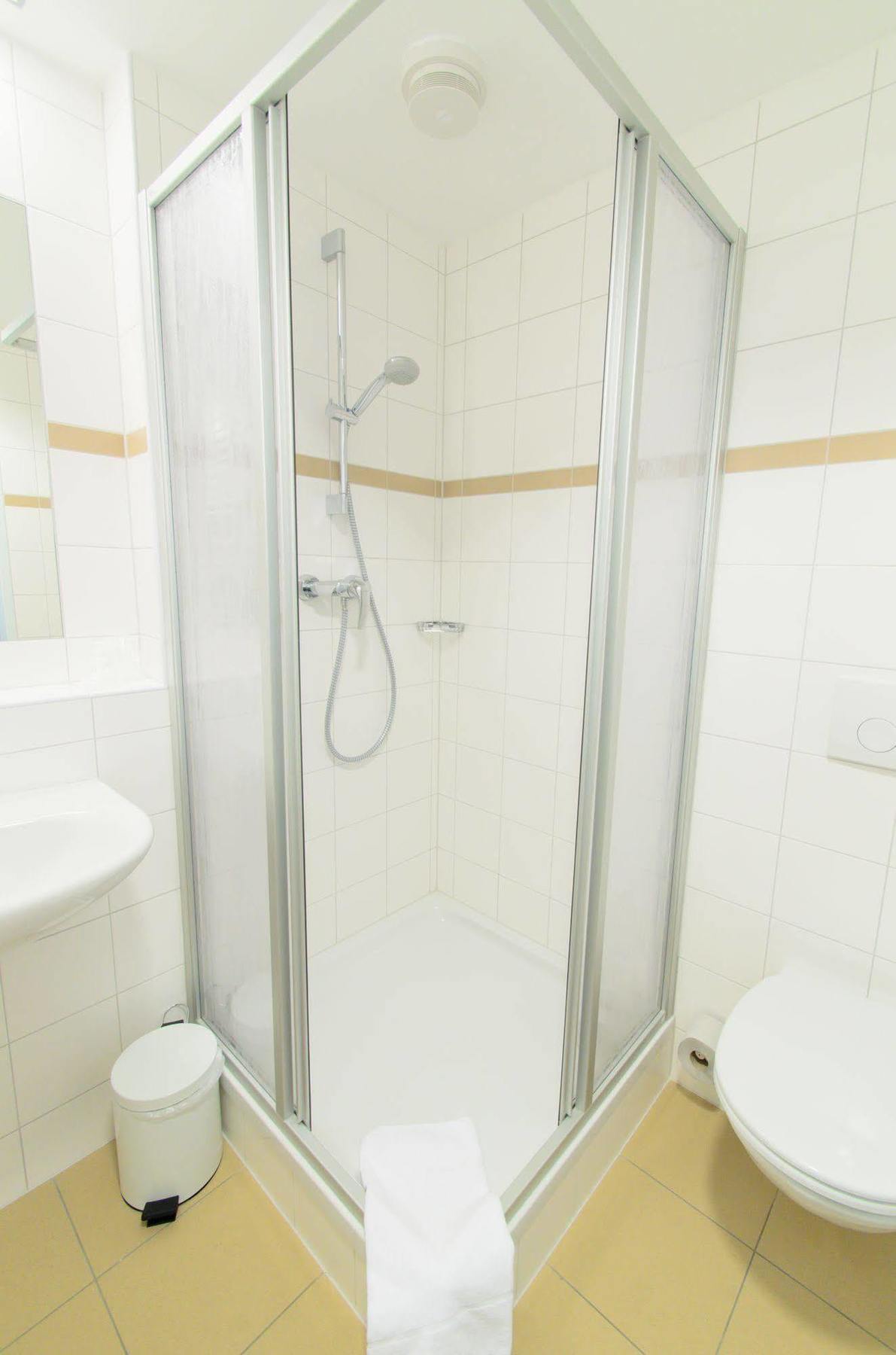 Jufa Hotel Knappenberg Ober-Gossen 외부 사진